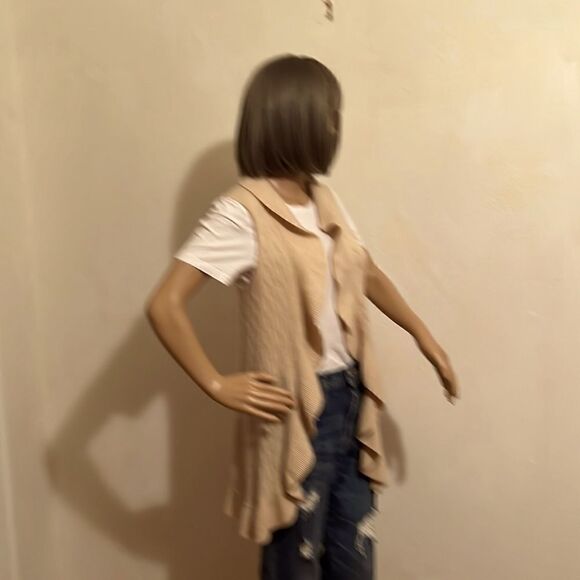 Lilly Pulitzer Cream 100% Cashmere Long Waterfall Ruffle Open Front Vest XS - Picture 5 of 9